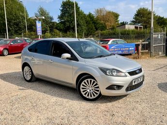 Ford Focus 1.8 TDCi Titanium Hatchback 5dr Diesel Manual (137 g/km, 113 bhp
