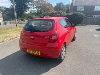 Hyundai i20 1.2 Classic Hatchback 3dr Petrol Manual Euro 4 (77 bhp)