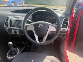 Hyundai i20 1.2 Classic Hatchback 3dr Petrol Manual Euro 4 (77 bhp)