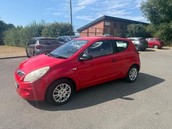 Hyundai i20 1.2 Classic Hatchback 3dr Petrol Manual Euro 4 (77 bhp)