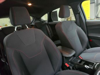 Ford Focus 1.0T EcoBoost ST-Line Auto Euro 6 (s/s) 5dr