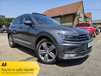 Volkswagen Tiguan 2.0 TDI BlueMotion Tech SEL SUV 5dr Diesel Manual 4Motion Euro 6
