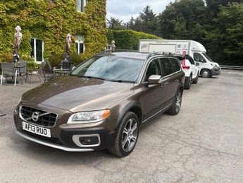 Volvo XC70 2.4 D5 SE Lux Estate 5dr Diesel Geartronic AWD Euro 5 (215 ps)