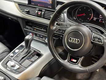 Audi A6 Avant 2.0 TDI ultra S line Estate 5dr Diesel S Tronic Euro 6 (s/s) (19