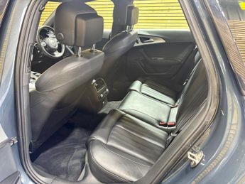 Audi A6 Avant 2.0 TDI ultra S line Estate 5dr Diesel S Tronic Euro 6 (s/s) (19