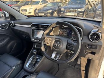 MG ZS 1.0 T-GDI Exclusive SUV 5dr Petrol Auto Euro 6 (111 ps)