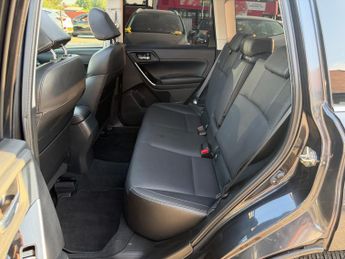 Subaru Forester 2.0i XT SUV 5dr Petrol Lineartronic 4WD Euro 6 (240 ps)