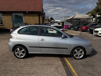 SEAT Ibiza 1.4 16v Sport Hatchback 3dr Petrol Manual (154 g/km, 84 bhp)