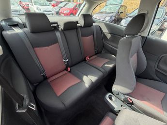 SEAT Ibiza 1.4 16v Sport Hatchback 3dr Petrol Manual (154 g/km, 84 bhp)