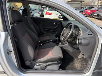 SEAT Ibiza 1.4 16v Sport Hatchback 3dr Petrol Manual (154 g/km, 84 bhp)