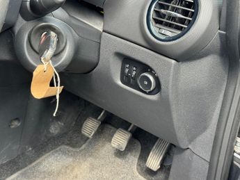 Vauxhall Corsa 1.2i ecoFLEX 16V Exclusiv Hatchback 5dr Petrol Manual Euro 5 (s/
