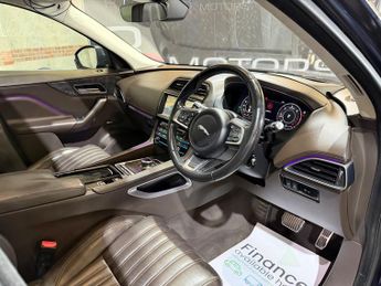 Jaguar F-Pace 2.0 D180 Portfolio SUV 5dr Diesel Auto AWD Euro 6 (s/s) (180 ps)