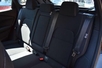 Nissan Qashqai 1.3 DIG-T MHEV Acenta Premium XTRON Euro 6 (s/s) 5dr