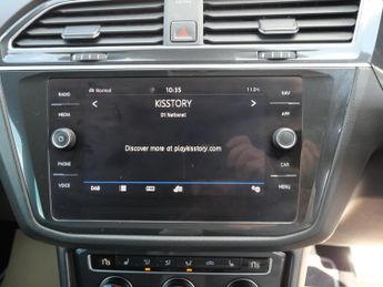 Volkswagen Tiguan 2.0 TDI R-Line DSG 4Motion Euro 6 (s/s) 5dr