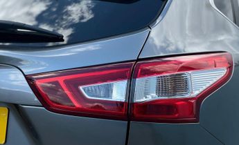 Nissan Qashqai 1.2 DIG-T Tekna XTRON Euro 6 (s/s) 5dr