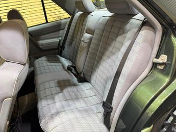 Mercedes-Benz 190 E