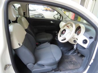 Fiat 500 1.2 Lounge Hatchback 3dr Petrol Manual Euro 5 (s/s) (69 bhp)