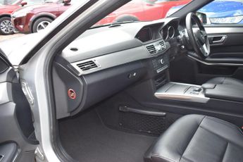 Mercedes-Benz E Class 2.1 E220 BlueTEC AMG Night Edition (Premium) G-Tronic+ Euro 6 (s