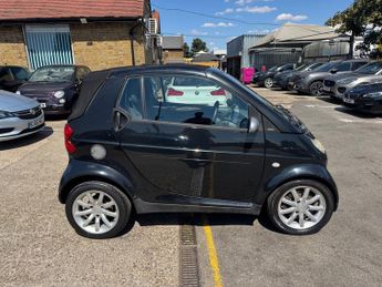 Smart ForTwo 0.7 City Passion Cabriolet 2dr Petrol Automatic (113 g/km, 61 bh