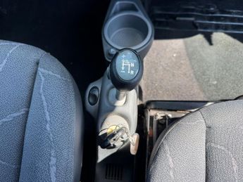 Smart ForTwo 0.7 City Passion Cabriolet 2dr Petrol Automatic (113 g/km, 61 bh