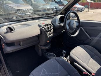 Smart ForTwo 0.7 City Passion Cabriolet 2dr Petrol Automatic (113 g/km, 61 bh