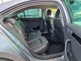 Skoda Superb 2.0 TDI Laurin & Klement Hatchback DSG - ONLY 40000 MILES - AUTO