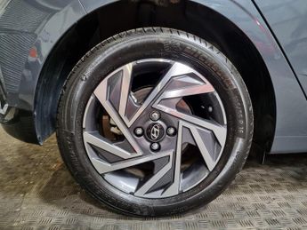 Hyundai i20 1.0 T-GDi Advance Hatchback 5dr Petrol DCT - AUTOMATIC - ONLY 40