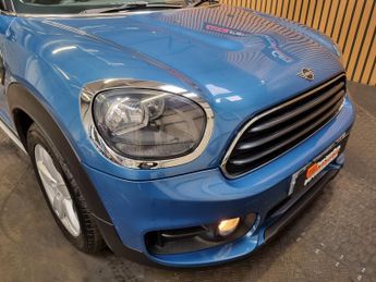 Mini Countryman 1.5 Cooper Classic SUV 5dr Petrol Steptronic Euro 6 - AUTOMATIC 
