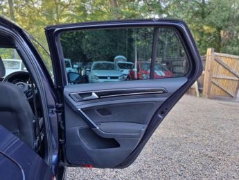 Volkswagen Golf 2.0 TSI BlueMotion Tech GTI Hatchback 5dr Petrol DSG Euro 6 (s/s