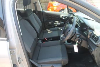 Citroen C3 1.2 PureTech PLUS Hatchback 5dr Petrol EAT6 Euro 6 (s/s) (110 ps