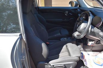 Mini Electric Cooper Cooper SE 32.6kWh Level 1 Auto 3dr