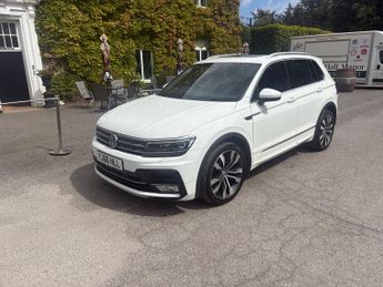 Volkswagen Tiguan 2.0 TDI BlueMotion Tech R-Line SUV 5dr Diesel Manual 4Motion Eur