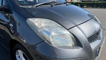 Toyota Yaris 1.33 Dual VVT-i TR Hatchback 5dr Petrol MultiMode Euro 4 (s/s) (