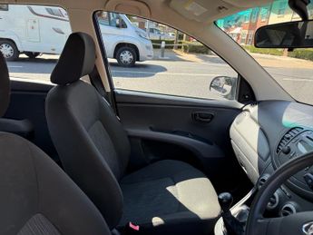 Hyundai i10 1.2 Classic Hatchback 5dr Petrol Manual Euro 5 (85 bhp)