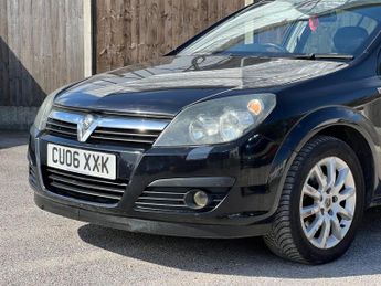 Vauxhall Astra 1.8i 16v Elite Hatchback 5dr Petrol Automatic (197 g/km, 123 bhp