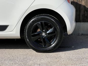 SEAT Mii 1.0 12v Design Mii Hatchback 5dr Petrol Manual Euro 6 (60 ps)