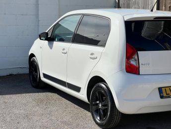 SEAT Mii 1.0 12v Design Mii Hatchback 5dr Petrol Manual Euro 6 (60 ps)