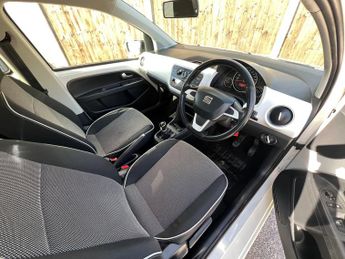 SEAT Mii 1.0 12v Design Mii Hatchback 5dr Petrol Manual Euro 6 (60 ps)