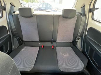 SEAT Mii 1.0 12v Design Mii Hatchback 5dr Petrol Manual Euro 6 (60 ps)