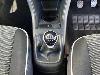 SEAT Mii 1.0 12v Design Mii Hatchback 5dr Petrol Manual Euro 6 (60 ps)