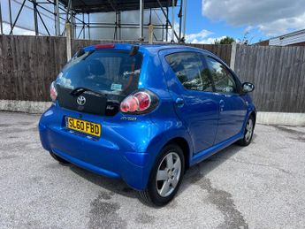 Toyota Aygo 1.0 VVT-i Blue Hatchback 5dr Petrol MultiMode Euro 4 (67 bhp)