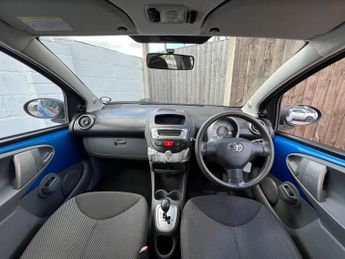Toyota Aygo 1.0 VVT-i Blue Hatchback 5dr Petrol MultiMode Euro 4 (67 bhp)