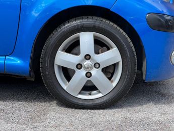 Toyota Aygo 1.0 VVT-i Blue Hatchback 5dr Petrol MultiMode Euro 4 (67 bhp)