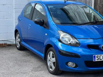 Toyota Aygo 1.0 VVT-i Blue Hatchback 5dr Petrol MultiMode Euro 4 (67 bhp)