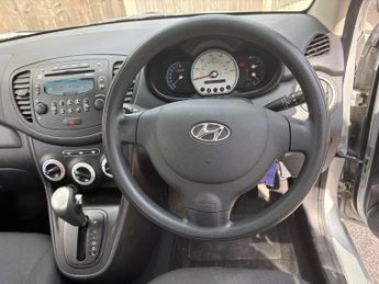 Hyundai i10 1.2 Comfort Hatchback 5dr Petrol Auto Euro 4 (77 bhp)