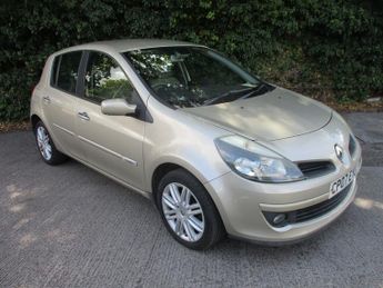 Renault Clio 1.6 VVT Initiale Hatchback 5dr Petrol Manual (157 g/km, 111 bhp)