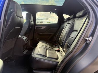 Jaguar F-Pace 2.0 D180 R-Sport SUV 5dr Diesel Auto AWD Euro 6 (s/s) (180 ps)