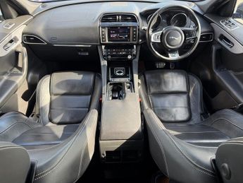 Jaguar F-Pace 2.0 D180 R-Sport SUV 5dr Diesel Auto AWD Euro 6 (s/s) (180 ps)