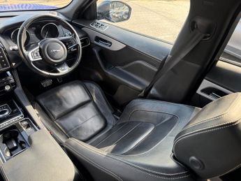 Jaguar F-Pace 2.0 D180 R-Sport SUV 5dr Diesel Auto AWD Euro 6 (s/s) (180 ps)