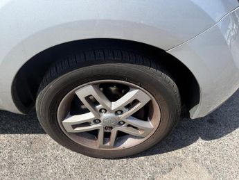 Kia Soul 1.6 2 SUV 5dr Petrol Manual Euro 4 (124 bhp)